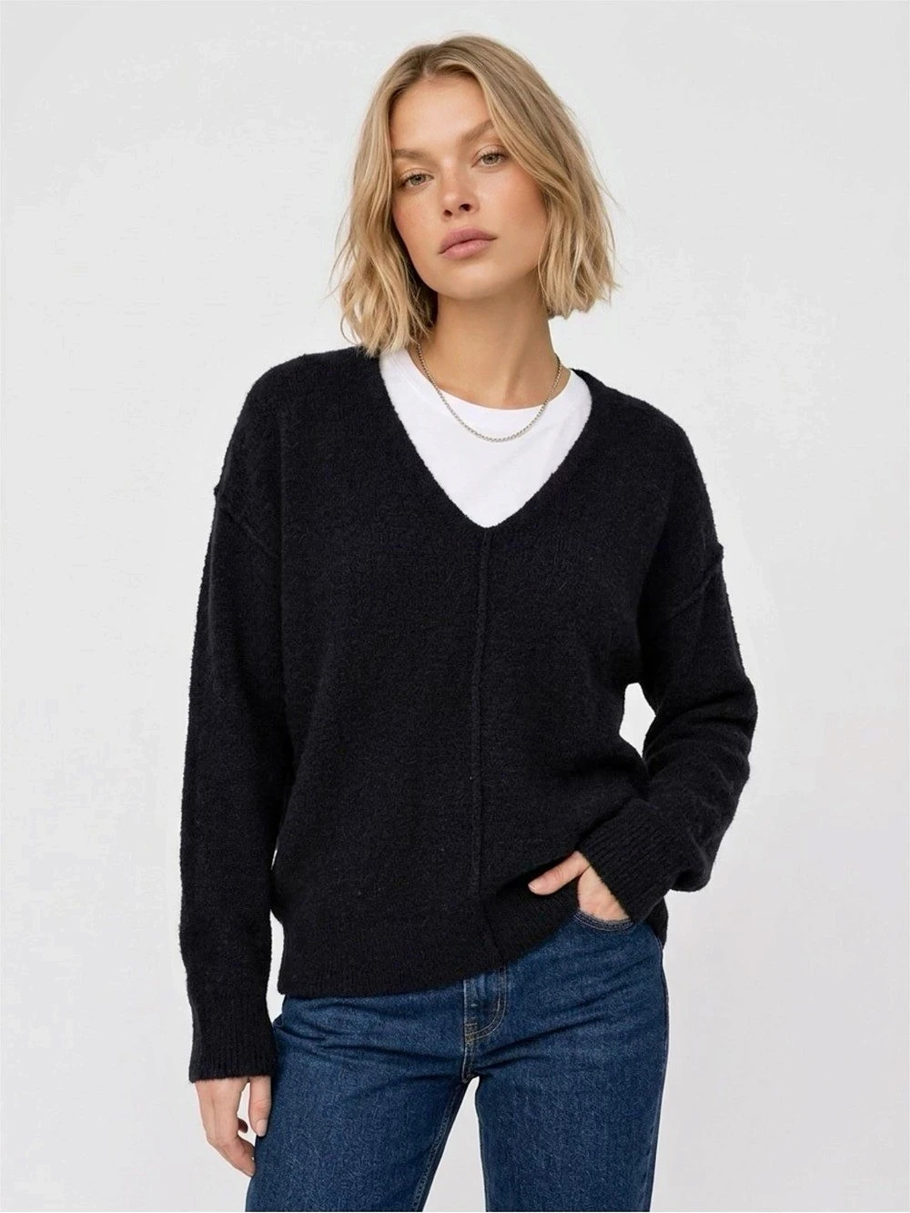 Wilfred Free Hush Knit V-Neck Sweater in Black